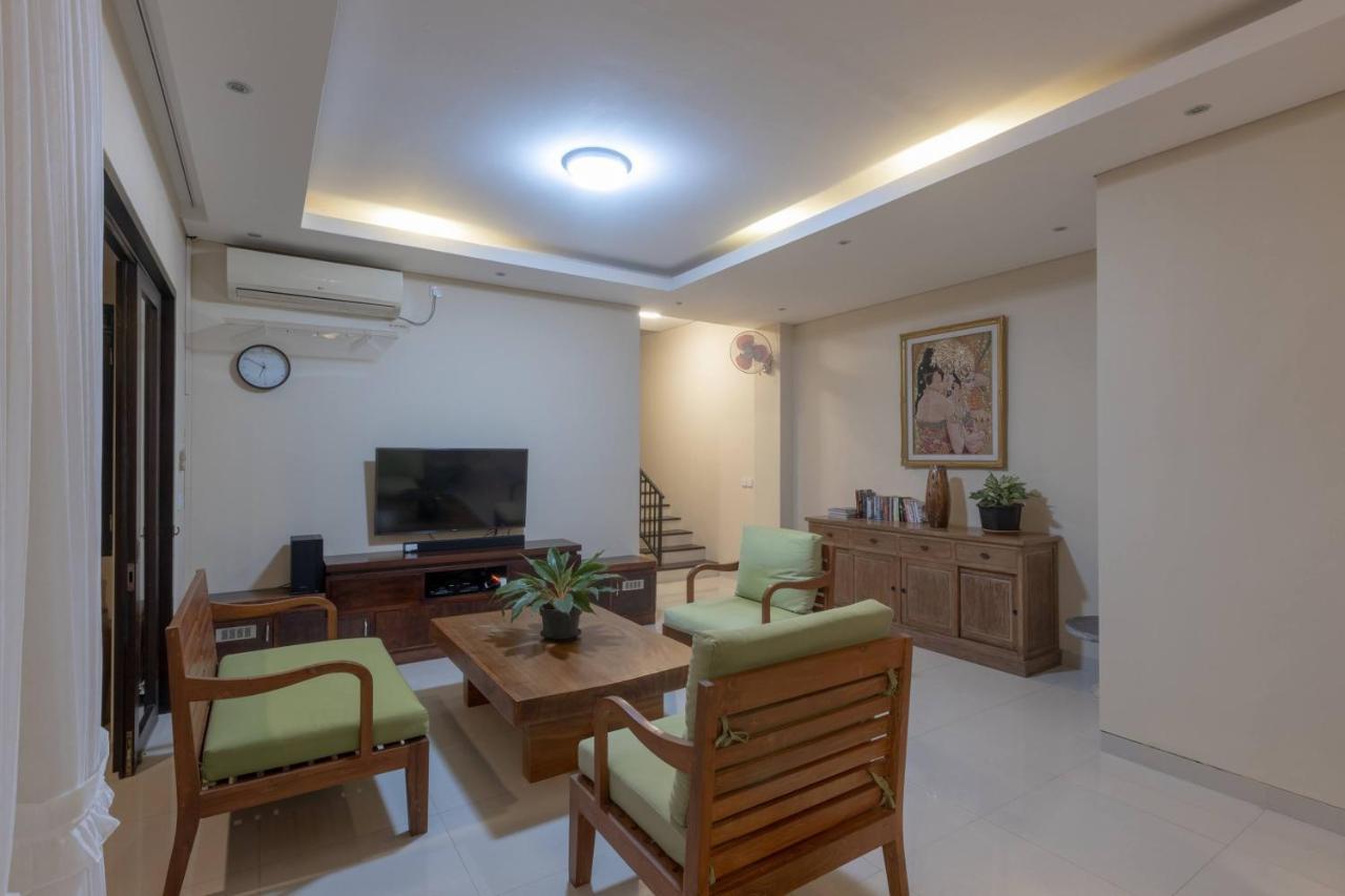 Villa Mayasari 6 Bed Rooms Nusa Dua  Kültér fotó